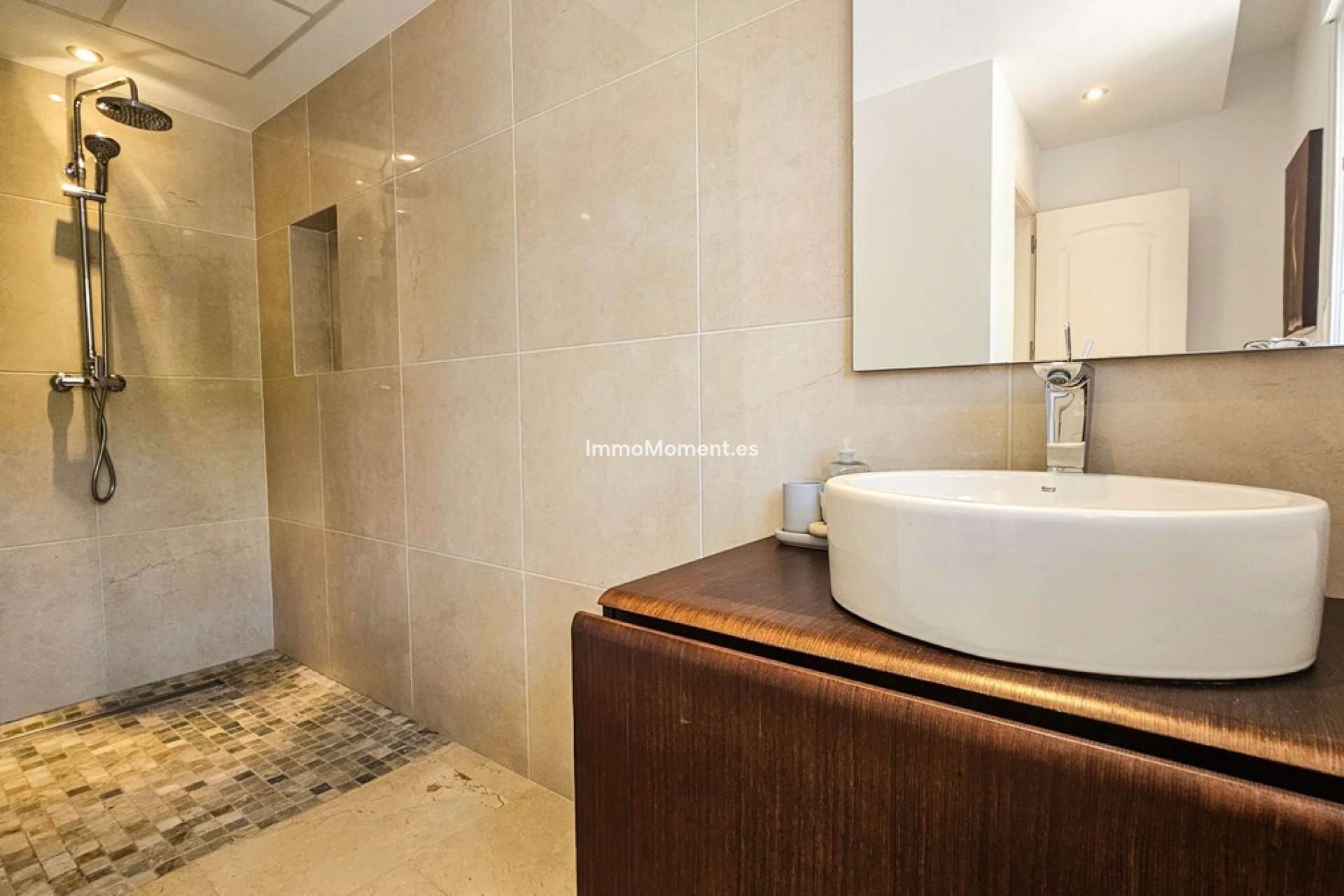 Reventa - Villa - Manilva - La Duquesa