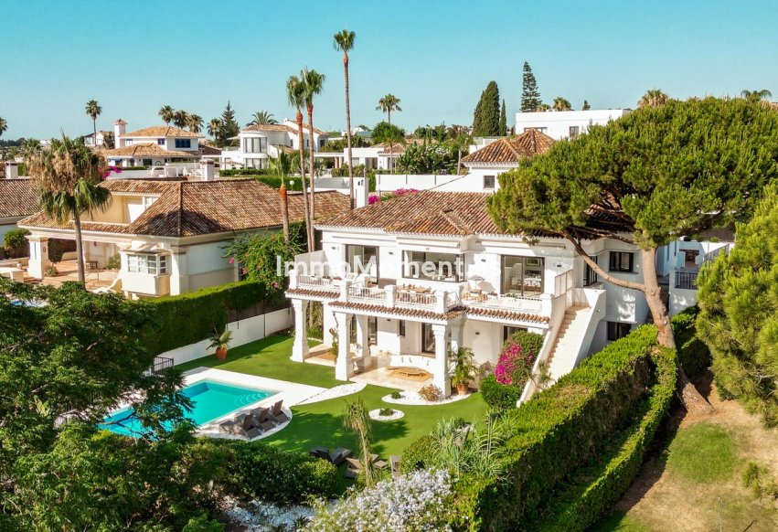 Reventa - Villa - Marbella - Aloha