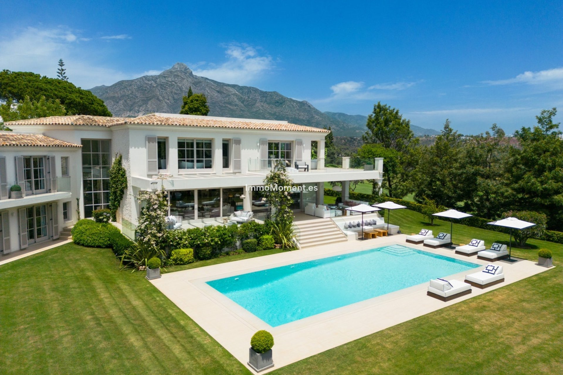 Reventa - Villa - Marbella - Aloha