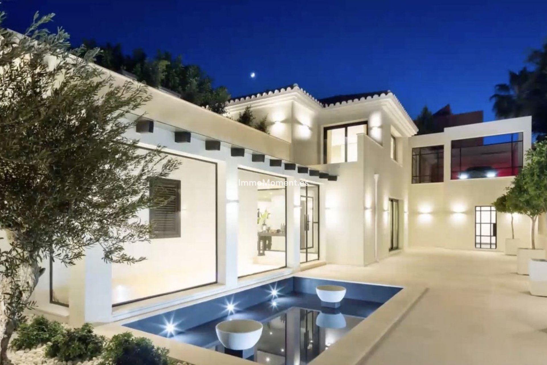 Reventa - Villa - Marbella - Aloha