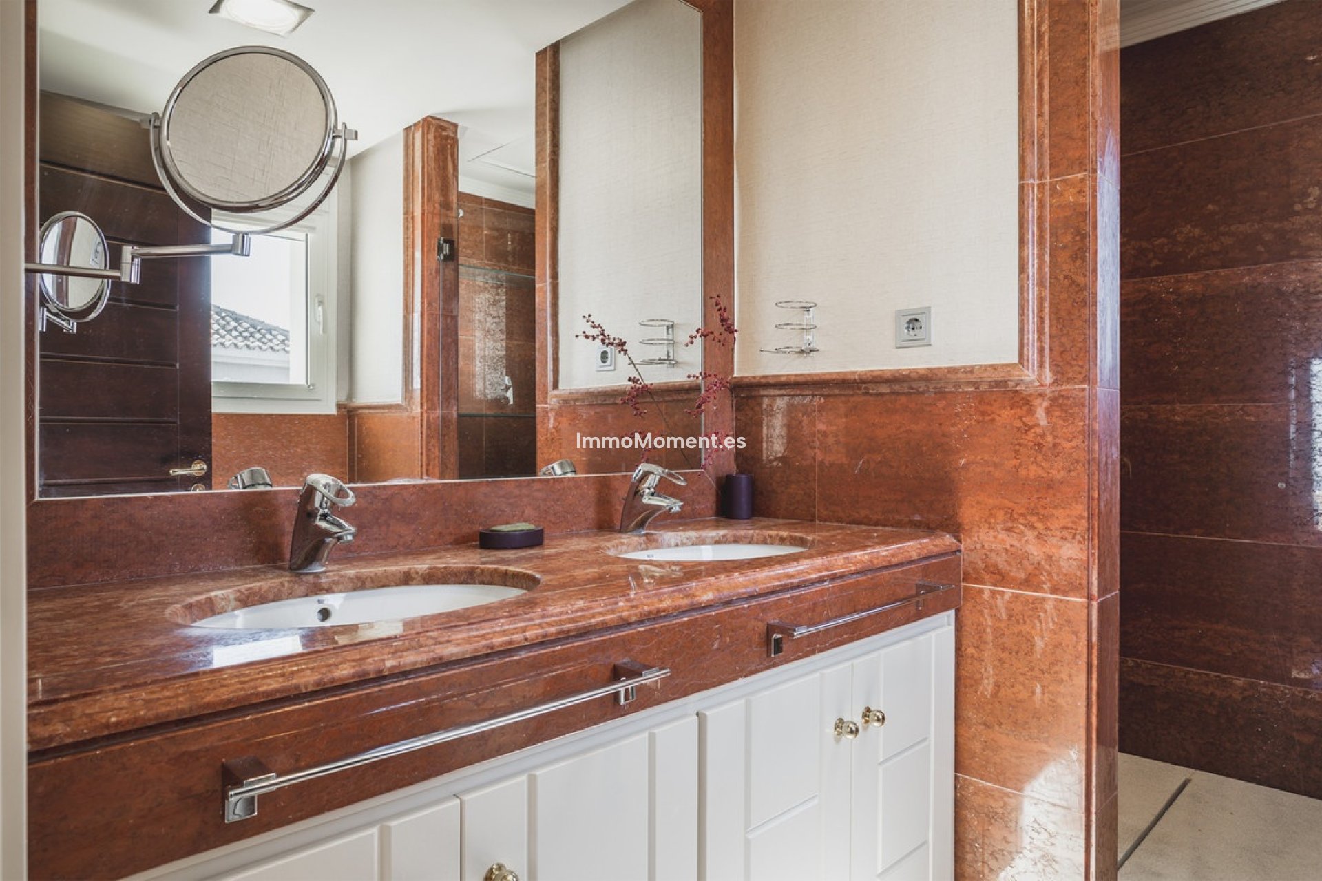 Reventa - Villa - Marbella - Altos de los Monteros