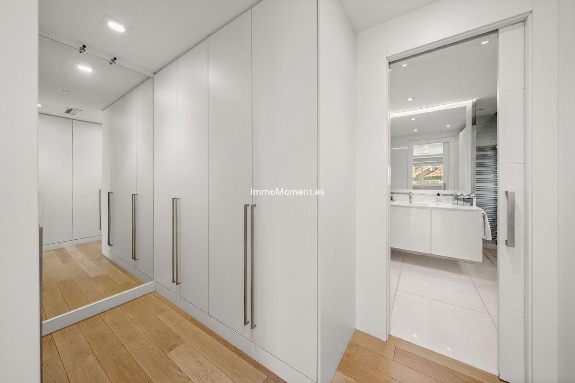 Reventa - Villa - Marbella - Bahía de Marbella