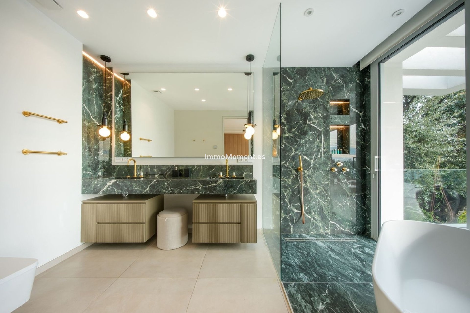 Reventa - Villa - Marbella - Elviria