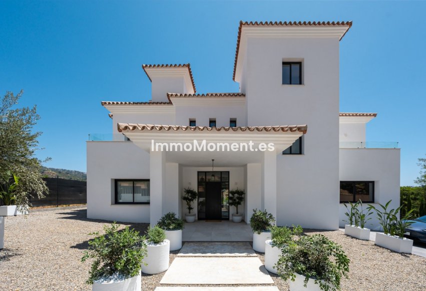 Reventa - Villa - Marbella - Elviria