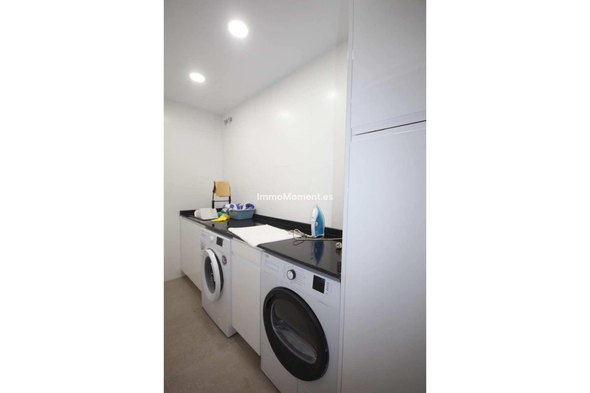 Reventa - Villa - Marbella - Elviria