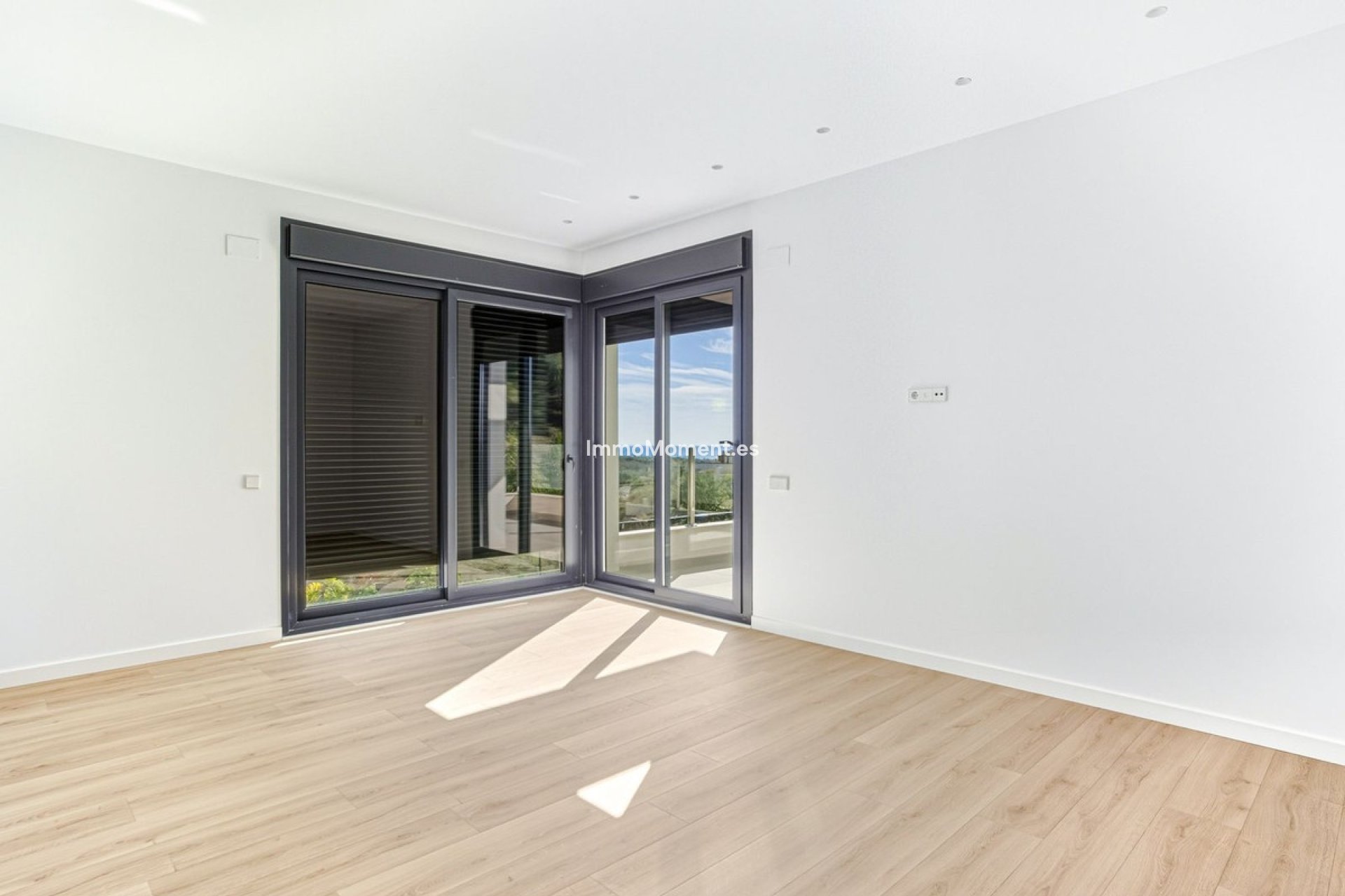 Reventa - Villa - Marbella - Elviria