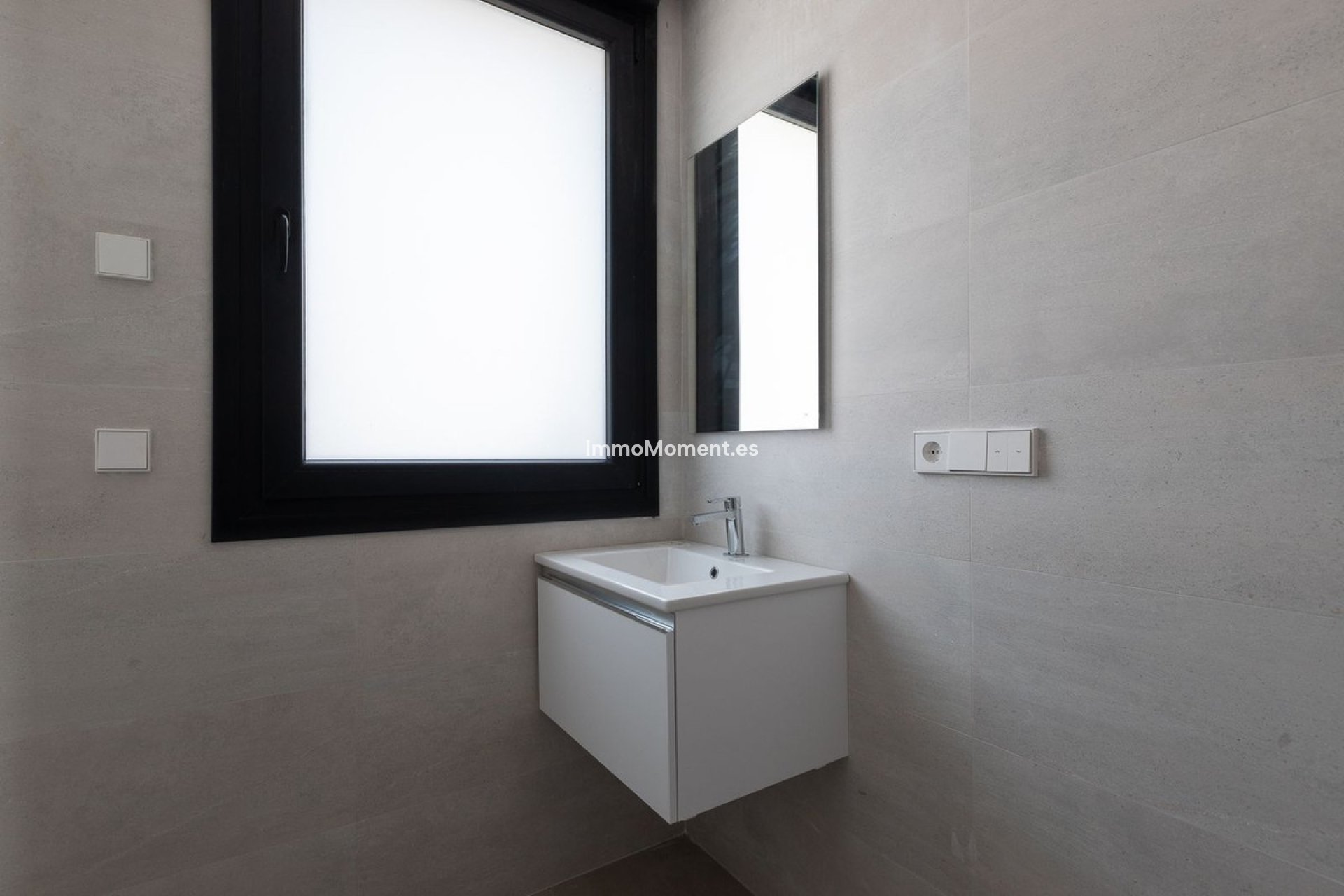 Reventa - Villa - Marbella - Elviria