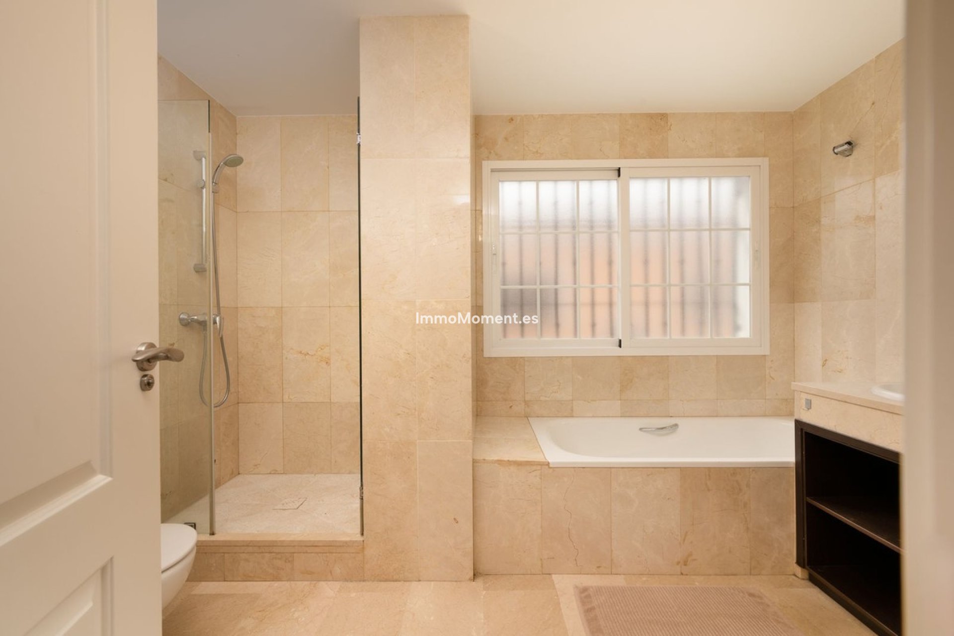 Reventa - Villa - Marbella - Elviria