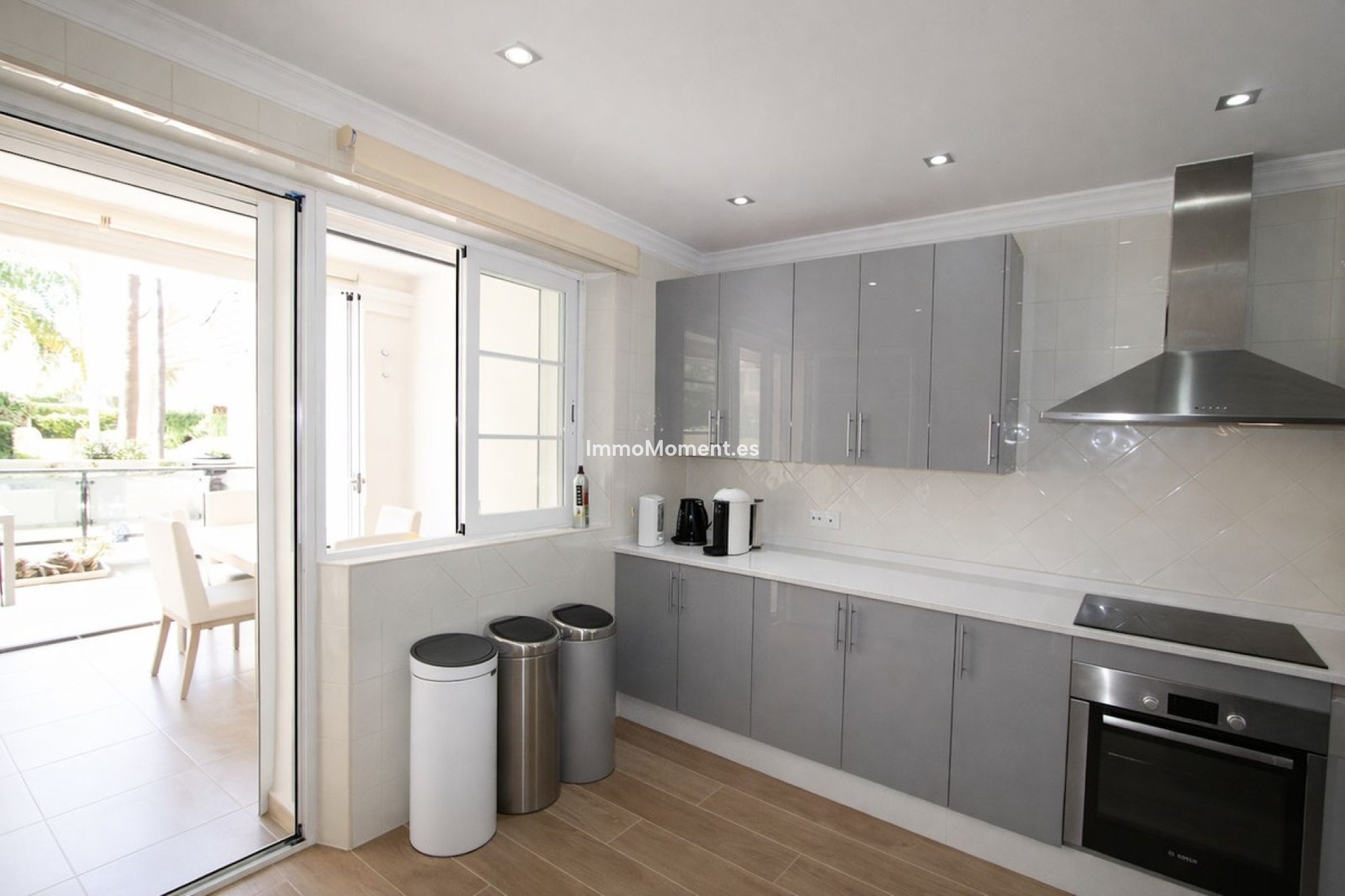 Reventa - Villa - Marbella - Elviria