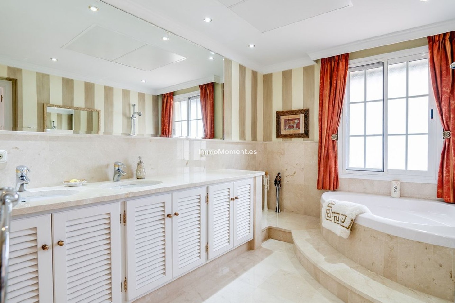 Reventa - Villa - Marbella - Elviria