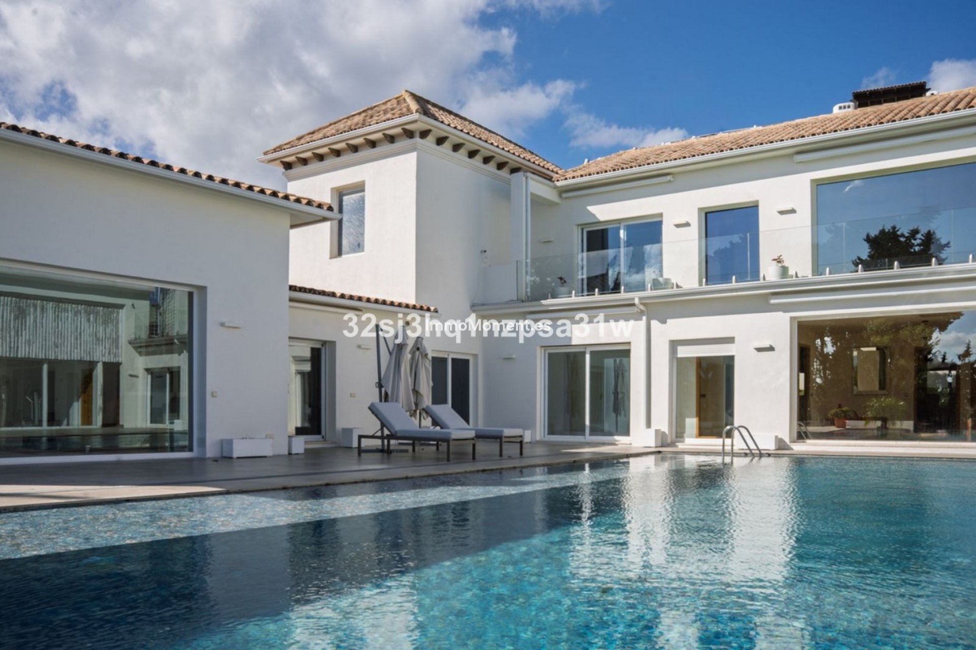 Reventa - Villa - Marbella - Guadalmina Alta