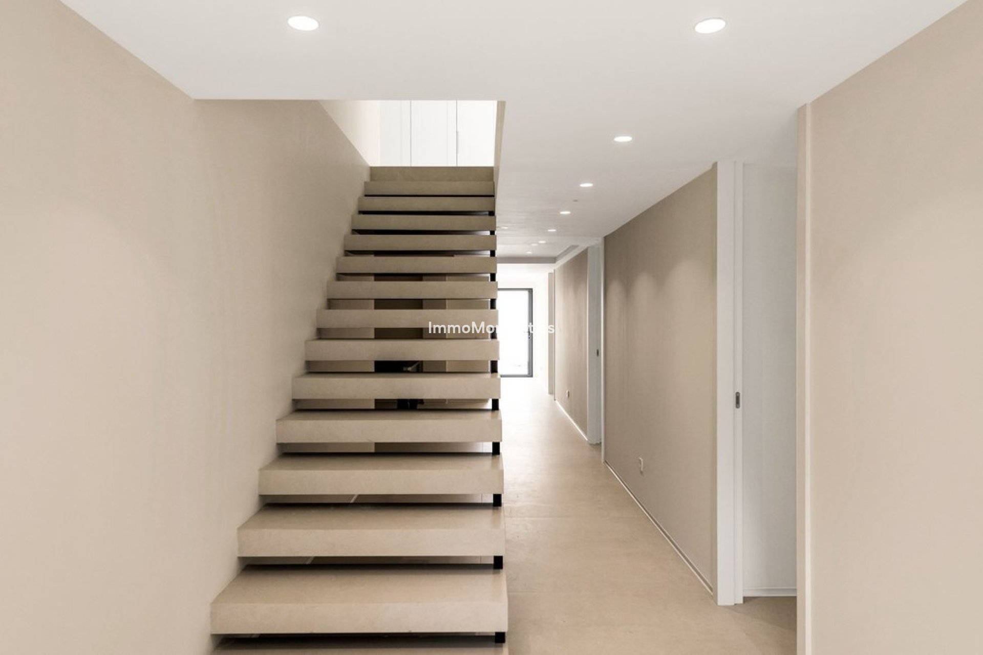 Reventa - Villa - Marbella - Guadalmina Alta