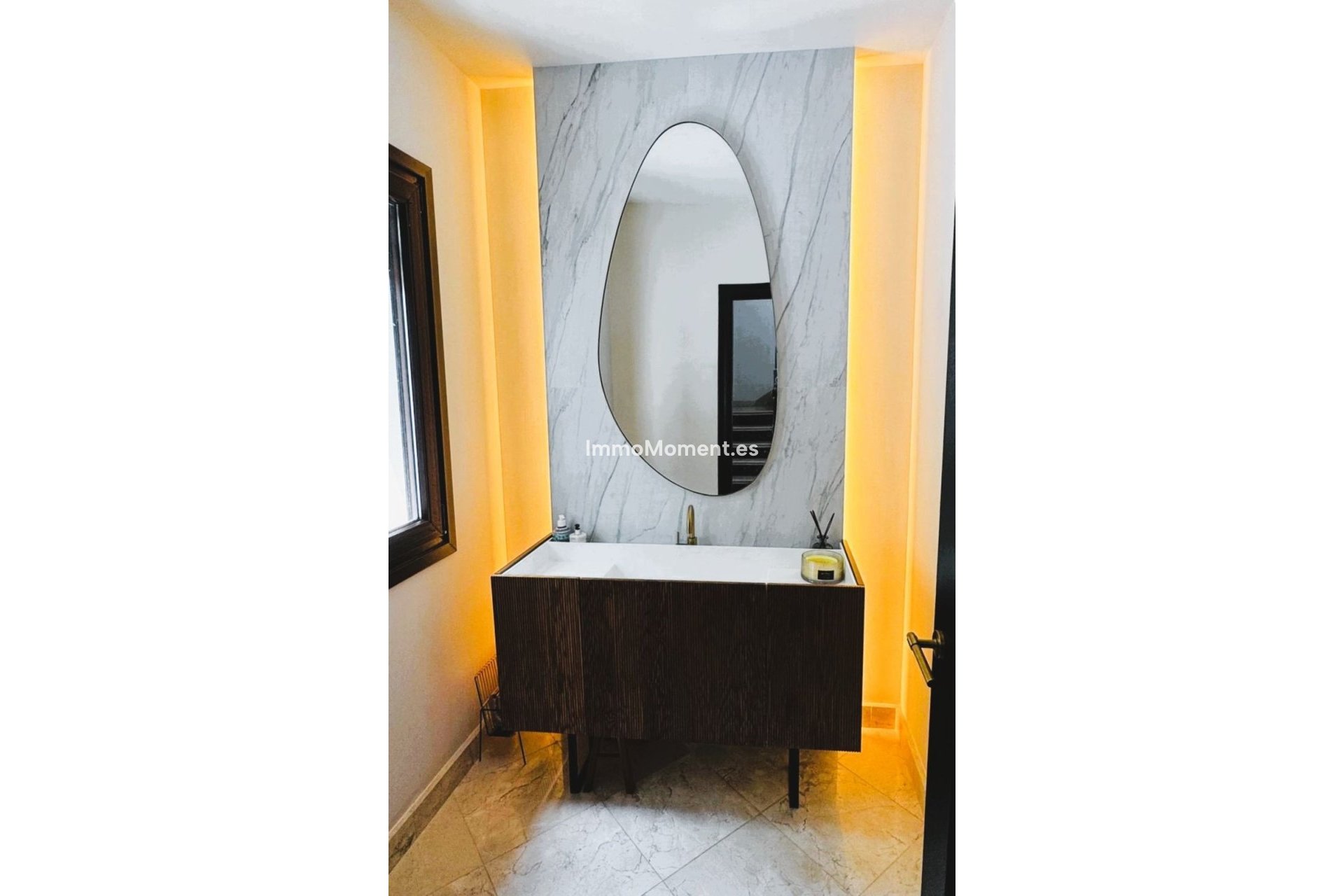 Reventa - Villa - Marbella - Marbella Centro