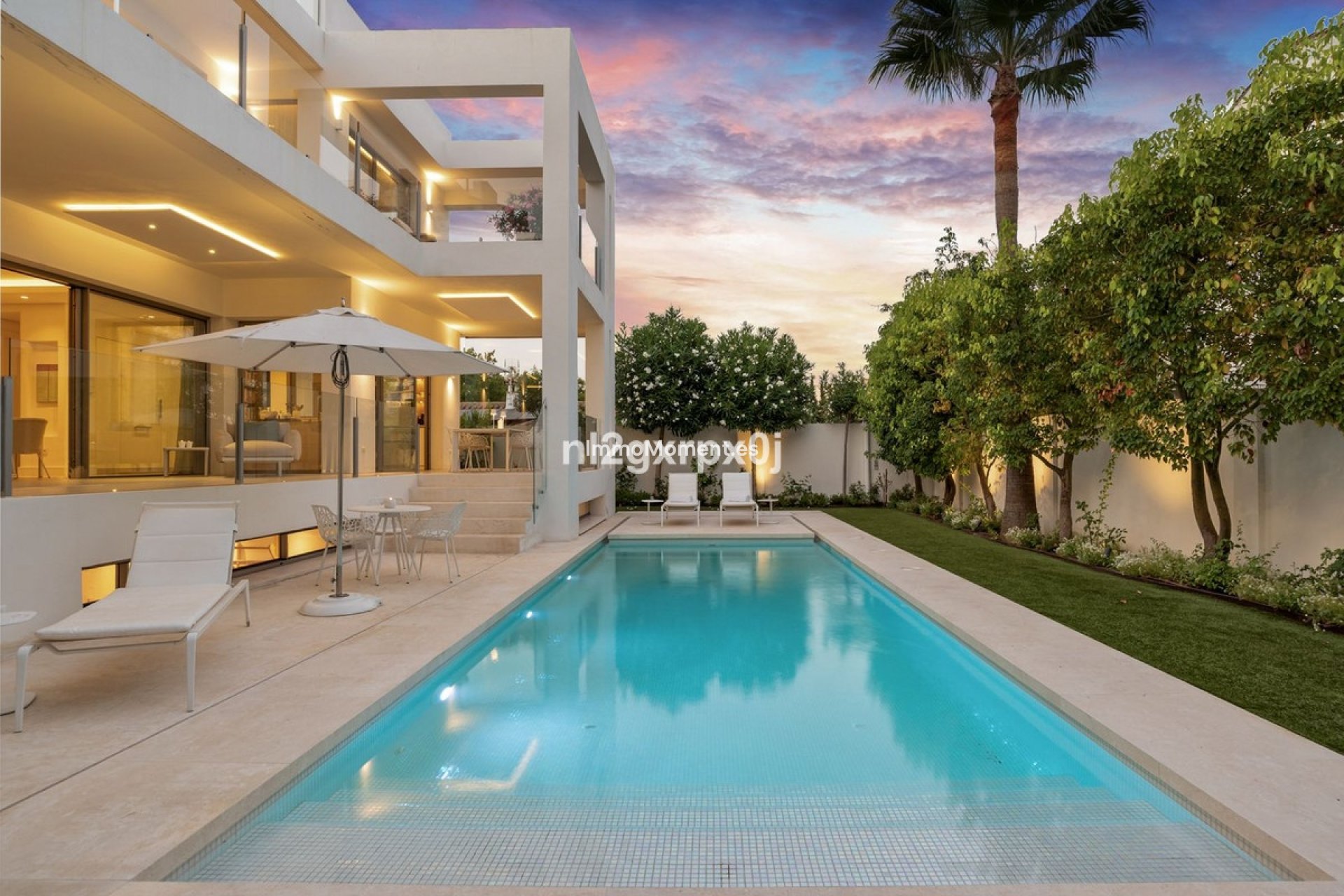 Reventa - Villa - Marbella - Marbella Centro