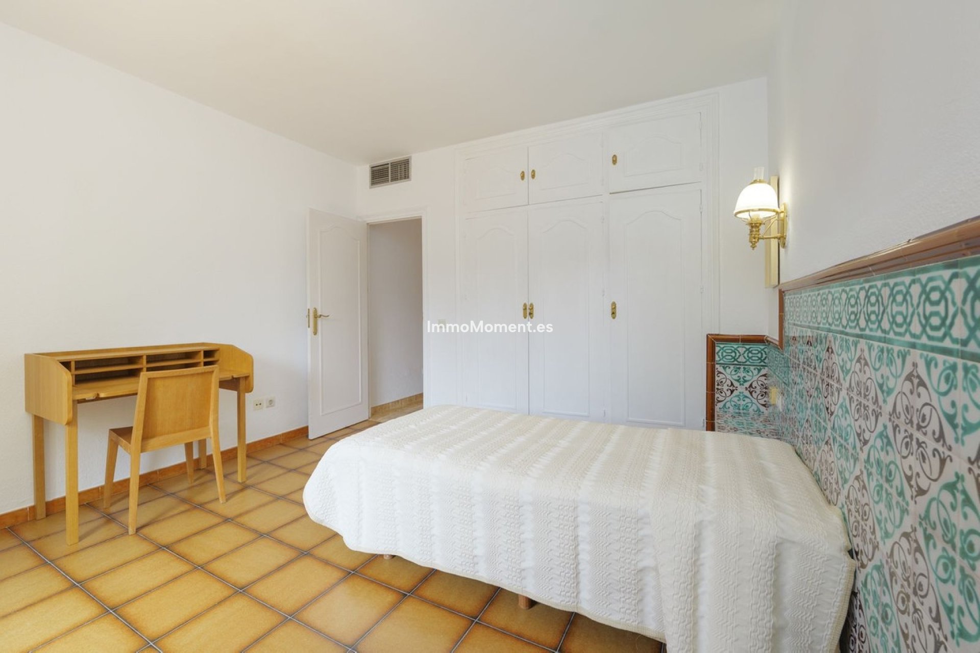 Reventa - Villa - Marbella - Marbella Centro