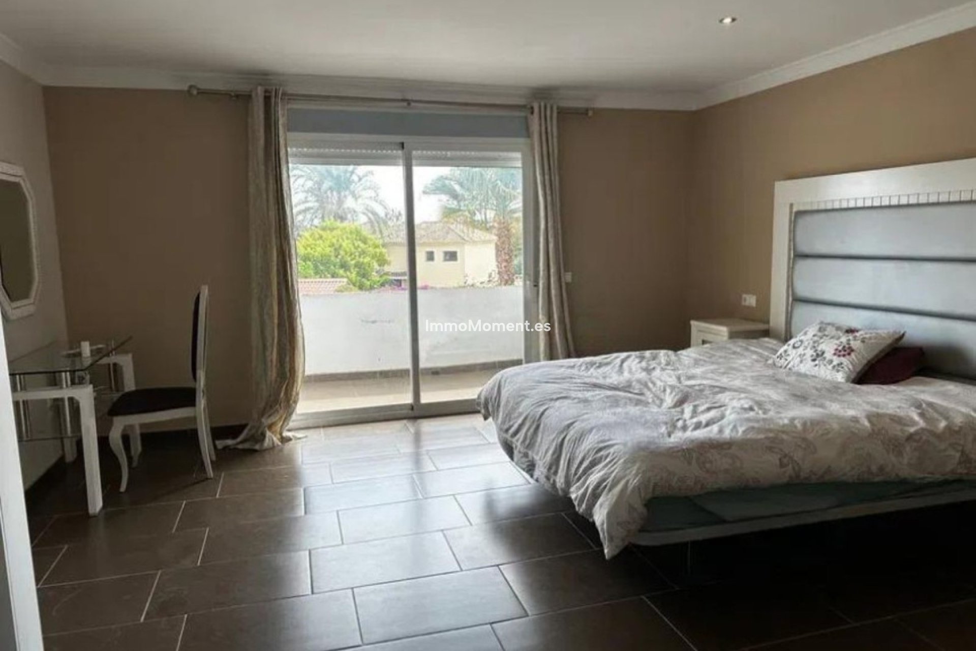 Reventa - Villa - Marbella - Marbella Centro