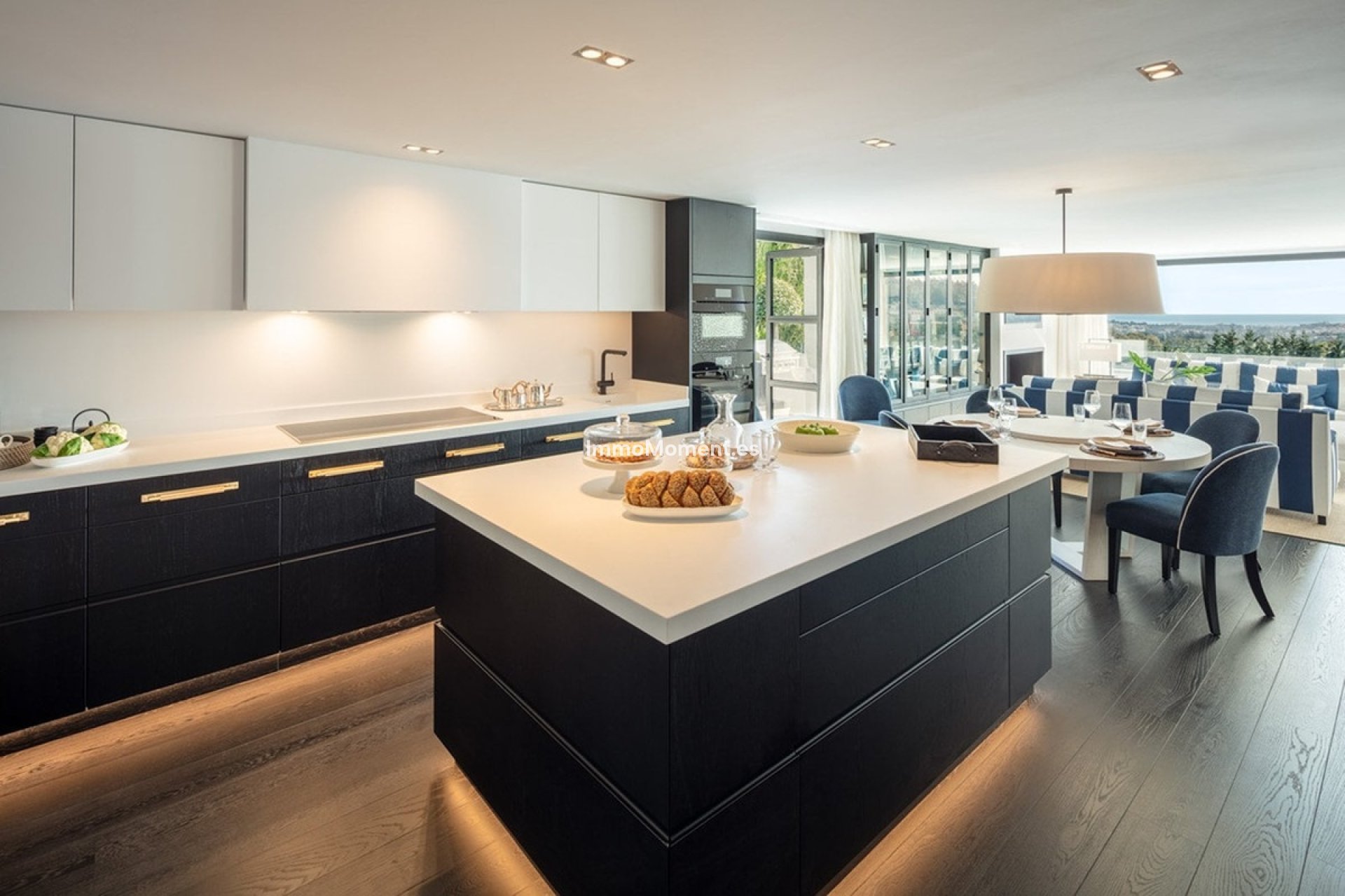 Reventa - Villa - Marbella - Marbella Centro