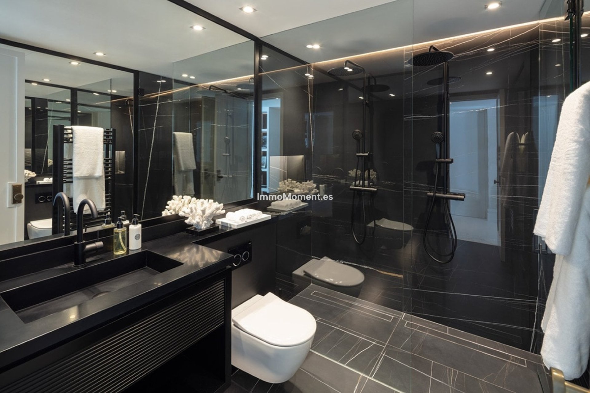 Reventa - Villa - Marbella - Marbella Centro