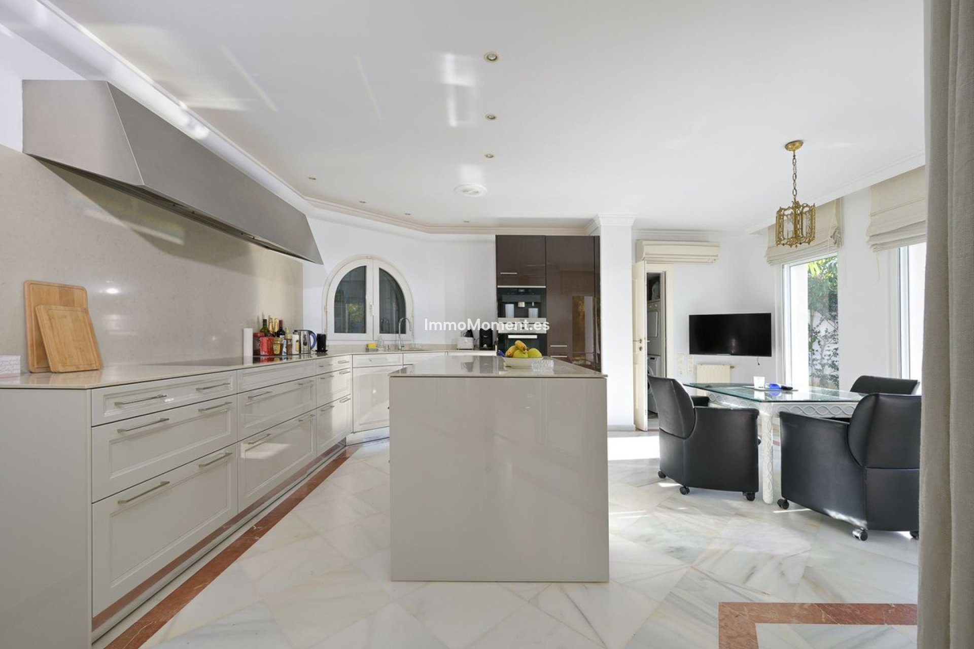 Reventa - Villa - Marbella - Marbesa