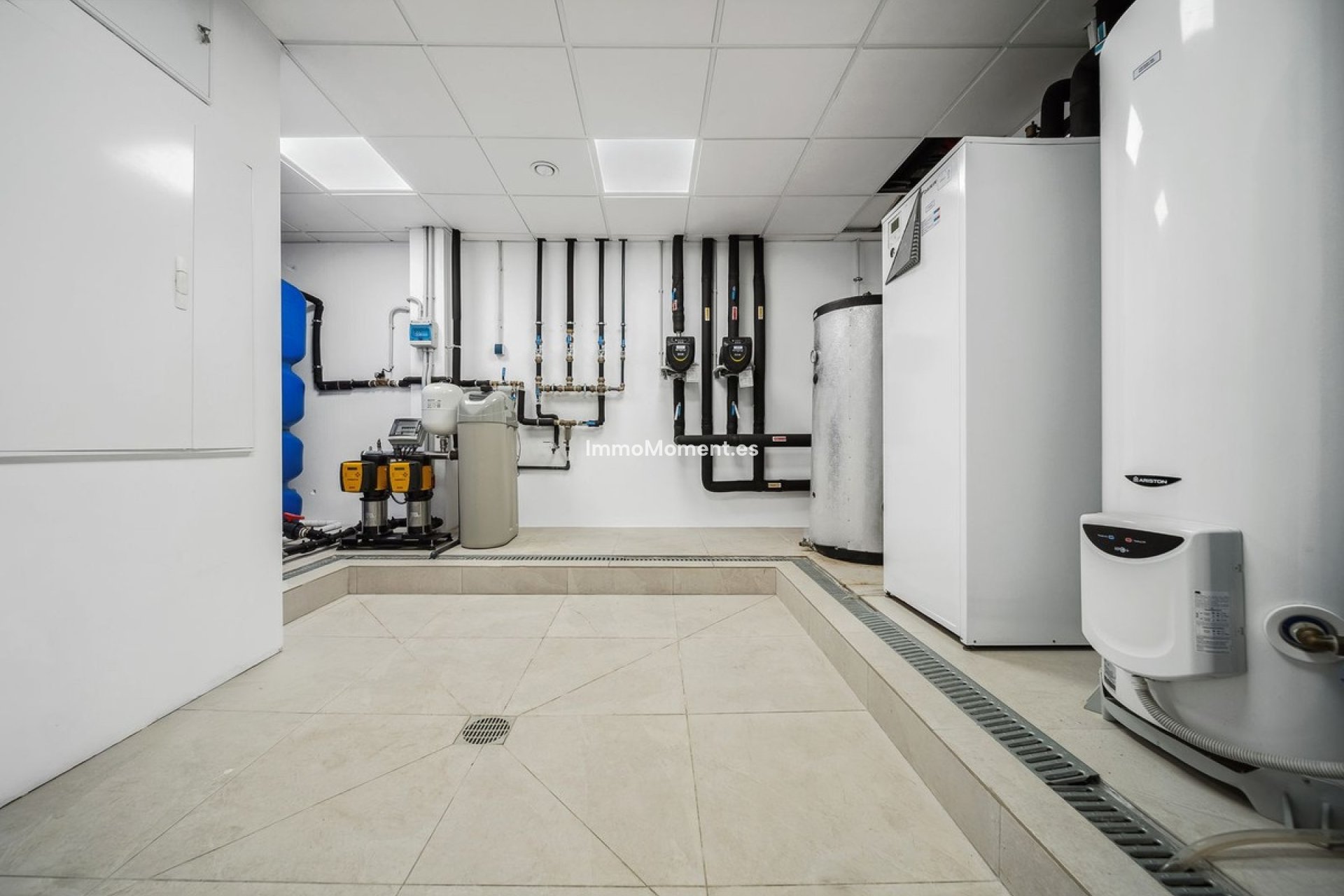 Reventa - Villa - Marbella - Marbesa