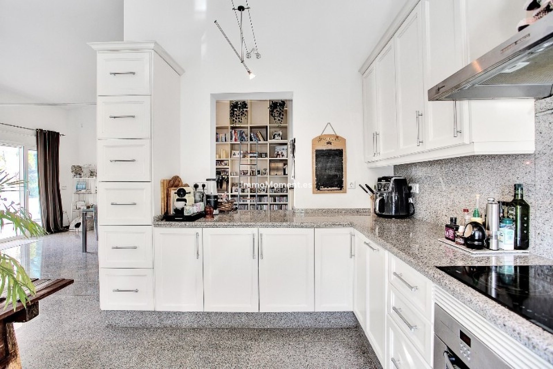 Reventa - Villa - Marbella - Marbesa