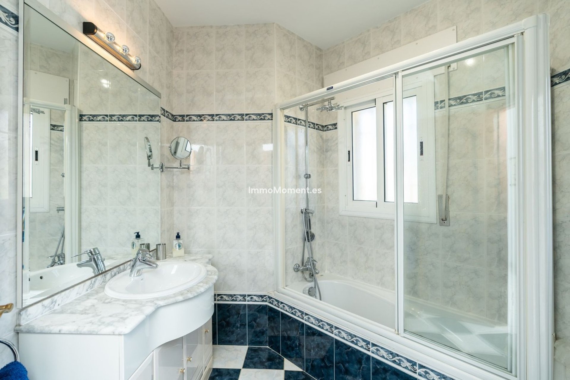 Reventa - Villa - Marbella - Marbesa