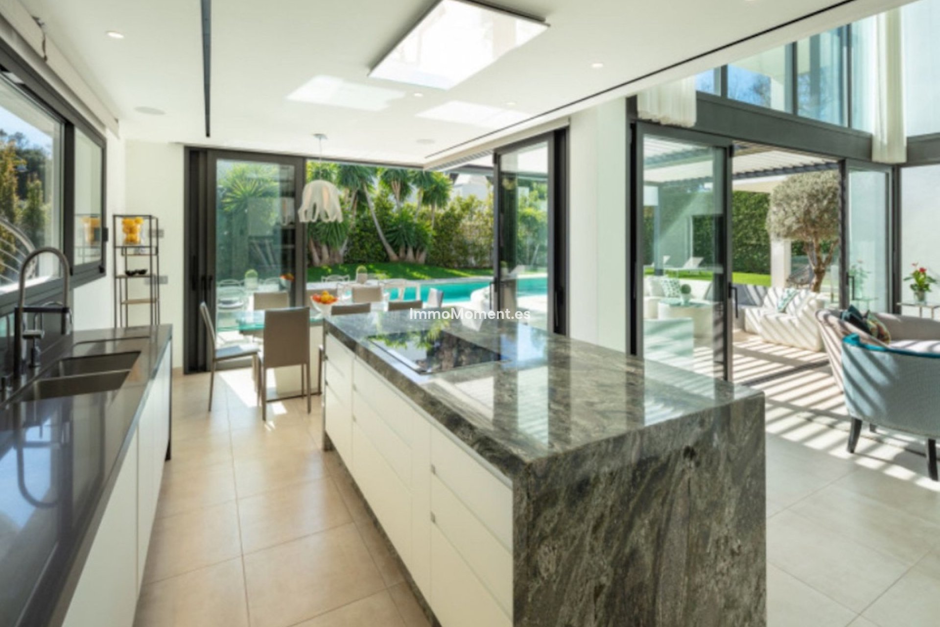 Reventa - Villa - Marbella - Puerto Banús