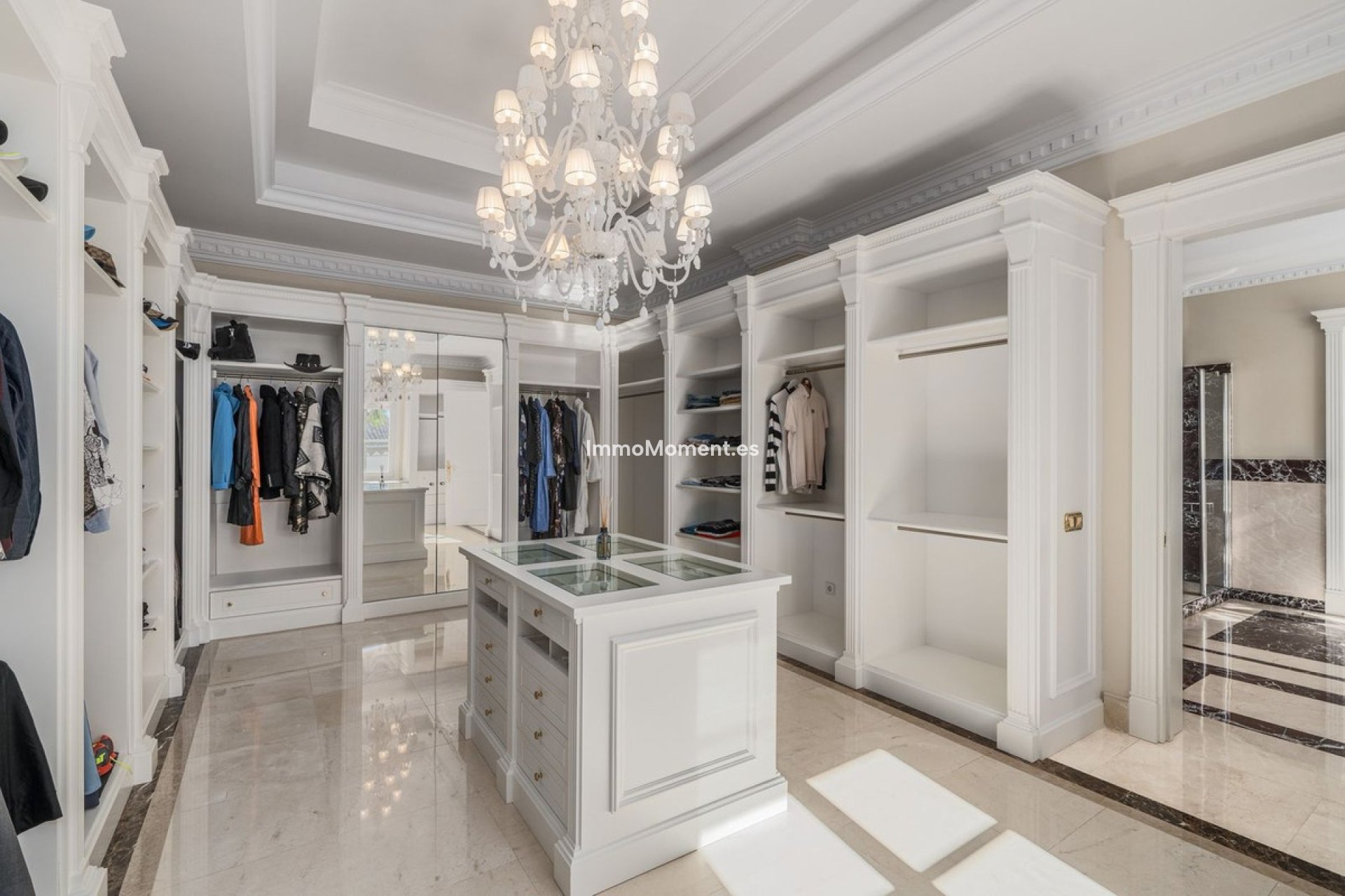 Reventa - Villa - Marbella - Sierra Blanca