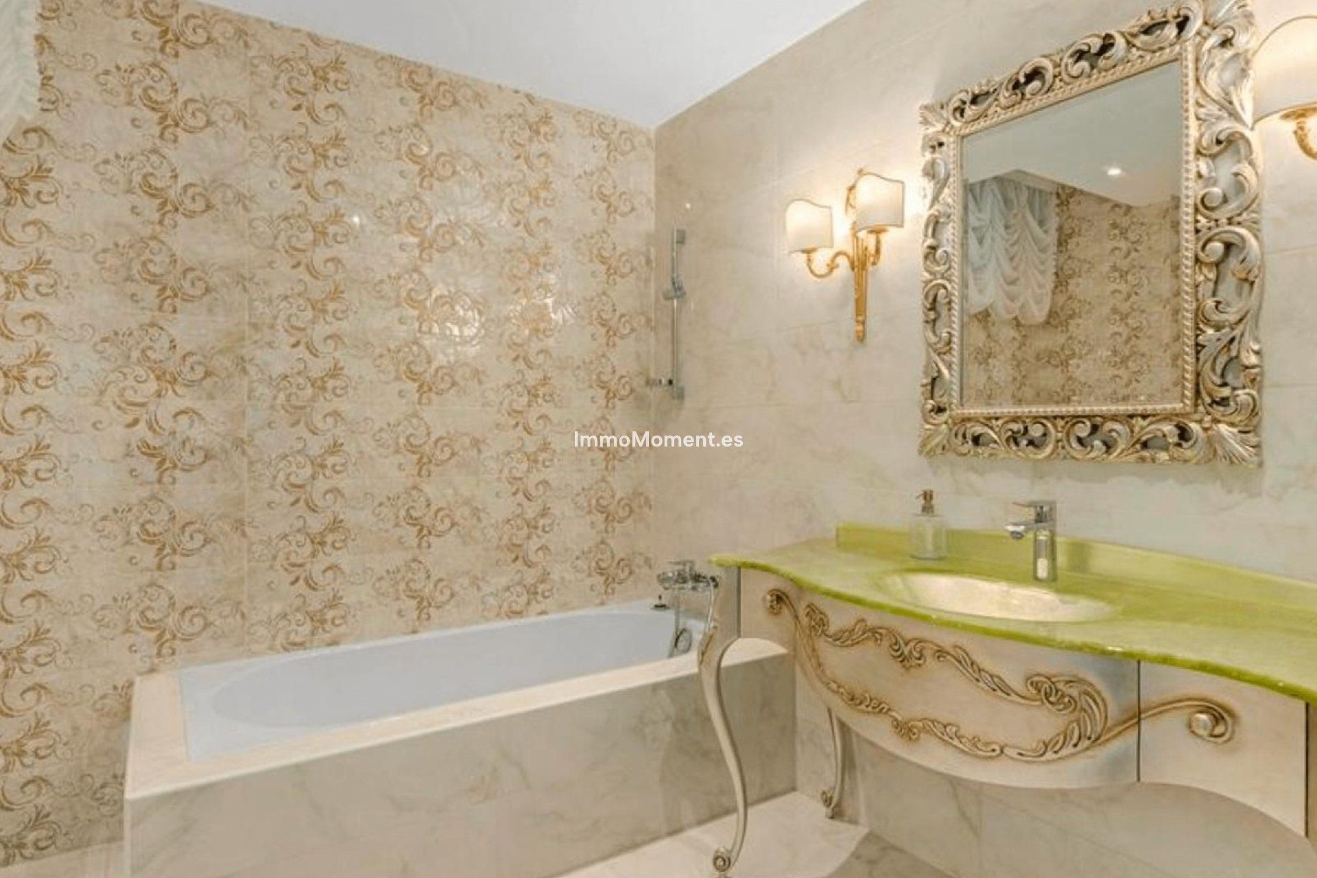 Reventa - Villa - Marbella - The Golden Mile