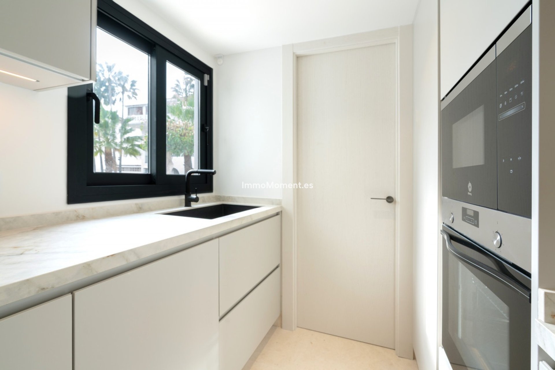 Reventa - Villa - Marbella - The Golden Mile