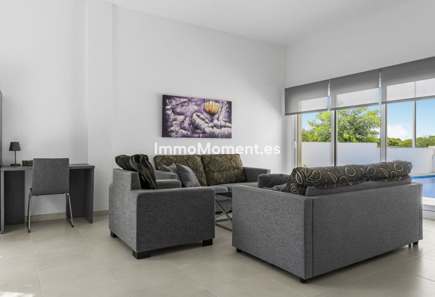 Reventa - Villa - Orihuela - Mil Palmeras