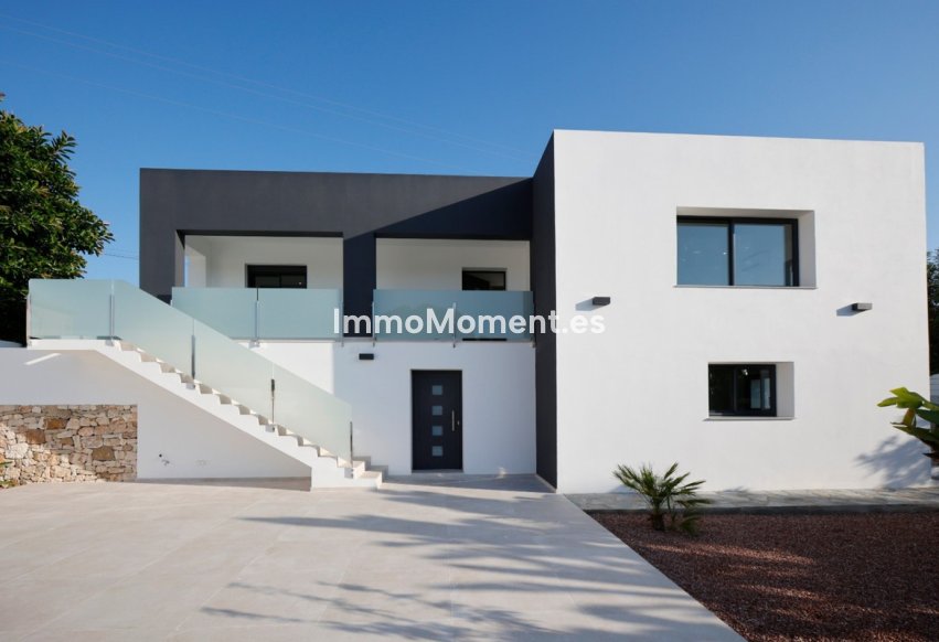 Reventa - Villa - Pinoso - Los Pinos