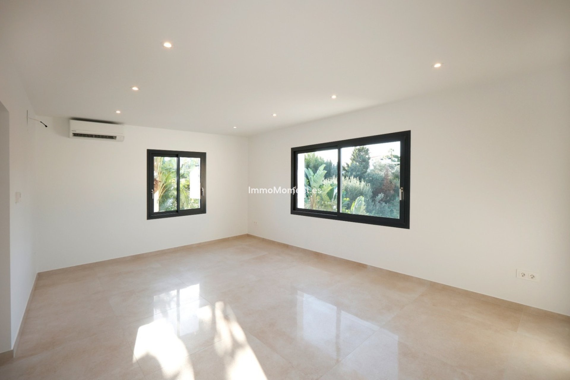 Reventa - Villa - Pinoso - Los Pinos