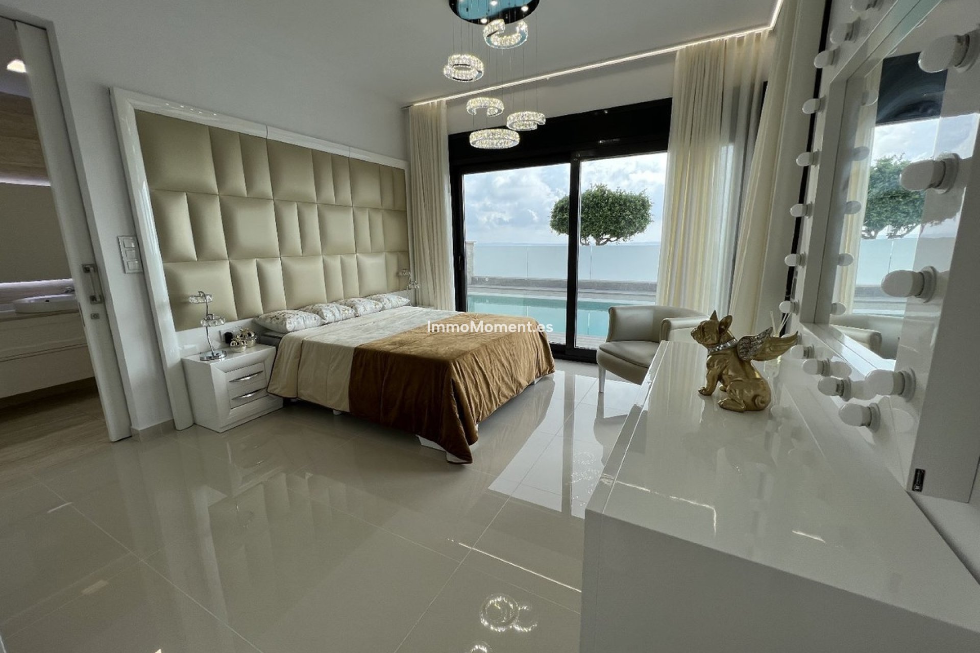 Reventa - Villa - San Miguel de Salinas - San Miguel de Salinas Centro