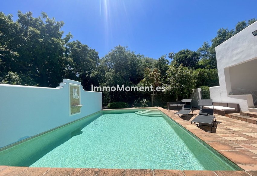 Reventa - Villa - Sotogrande