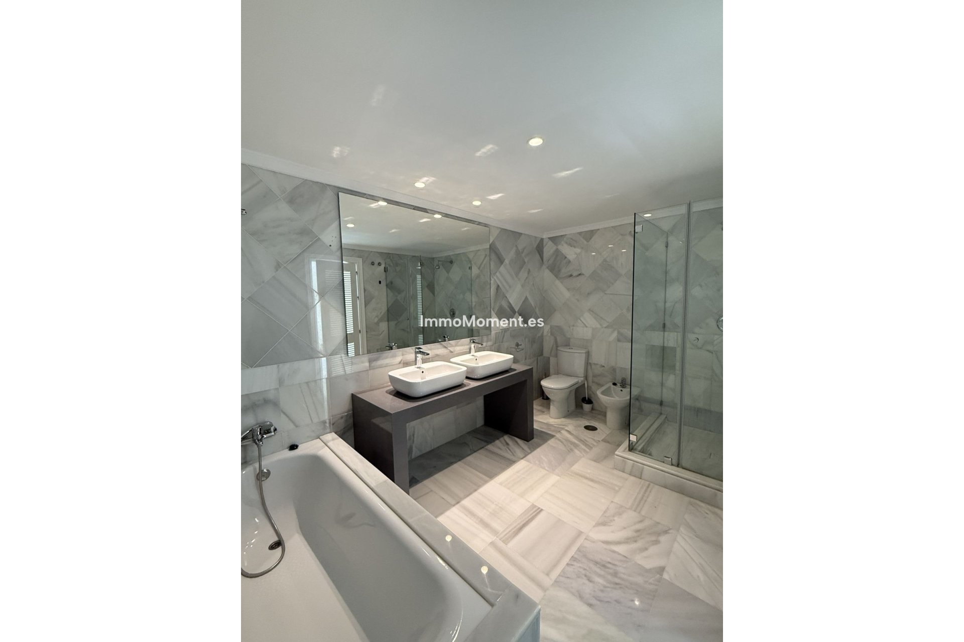 Revente - Appartement - Benahavís - Benahavís Centro