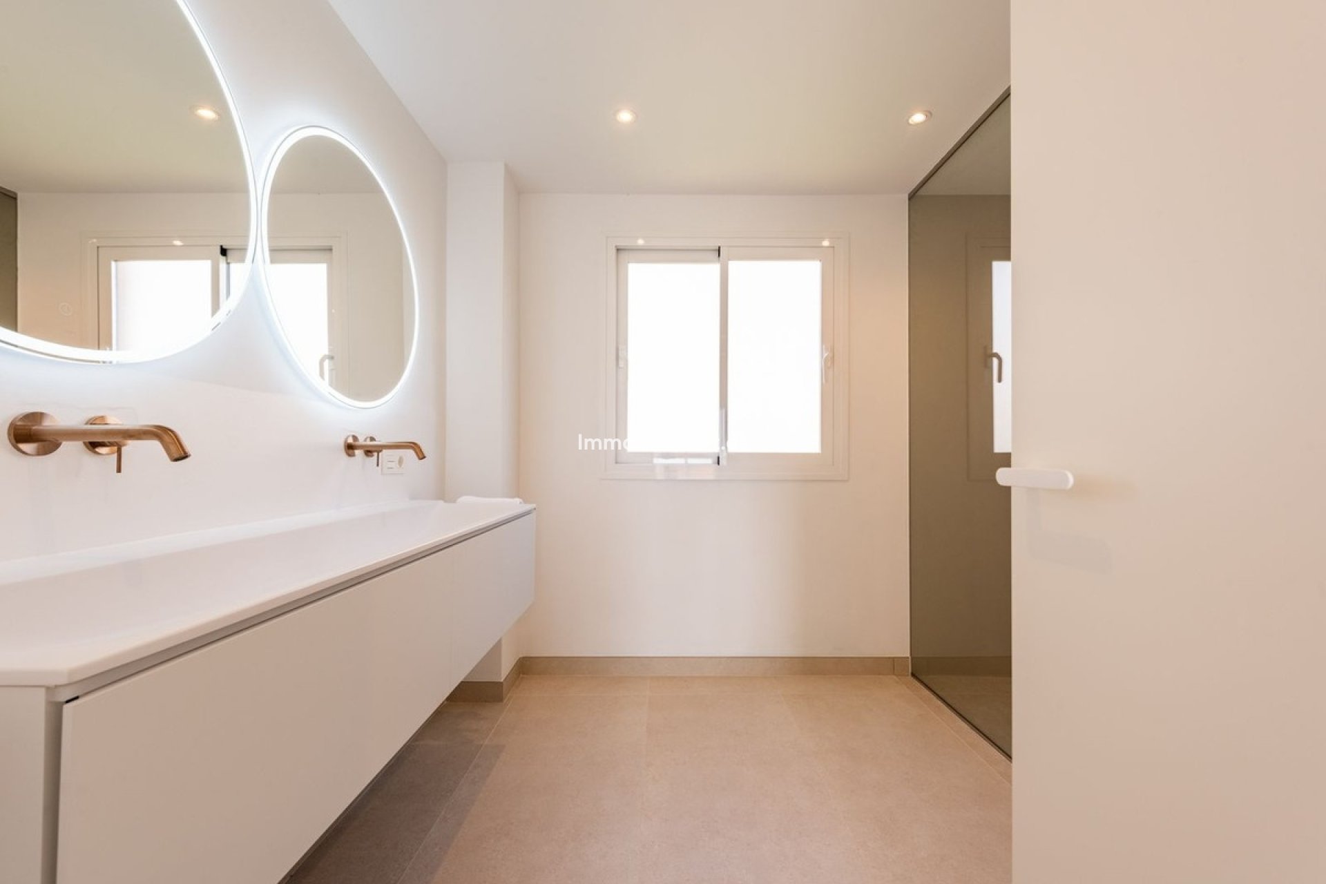 Revente - Appartement - Estepona  - Atalaya