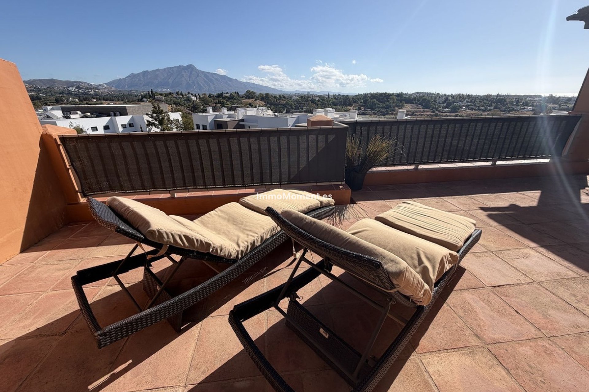 Revente - Appartement - Estepona  - Atalaya