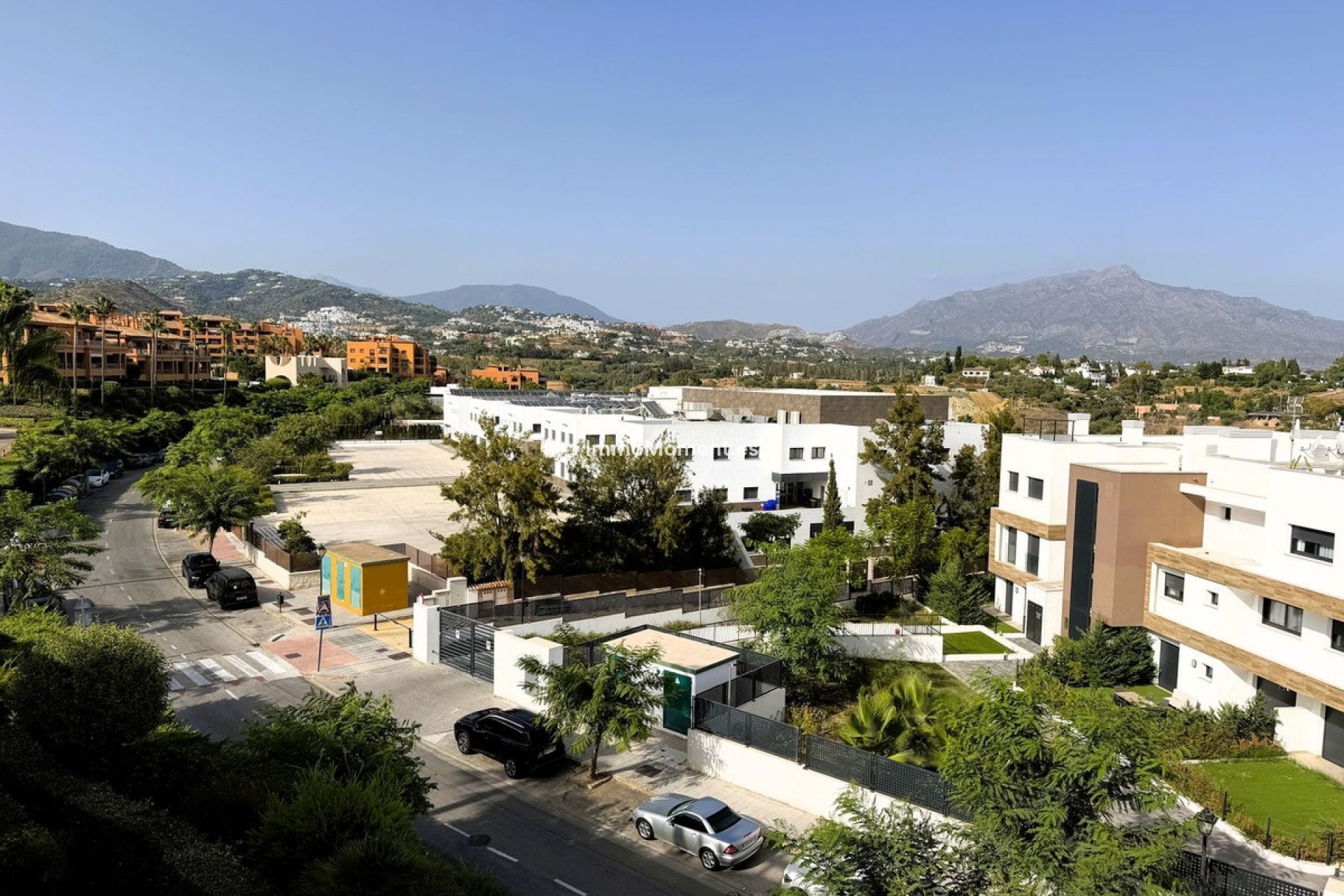 Revente - Appartement - Estepona  - Atalaya
