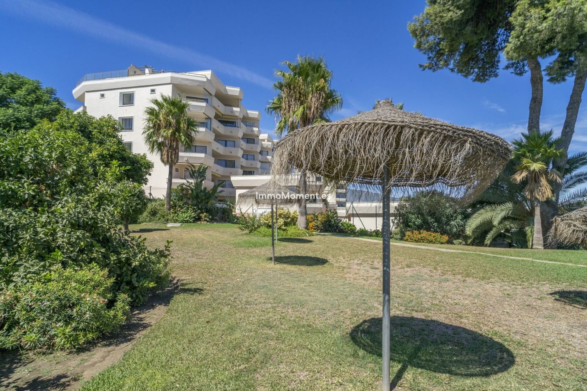 Revente - Appartement - Estepona  - Atalaya