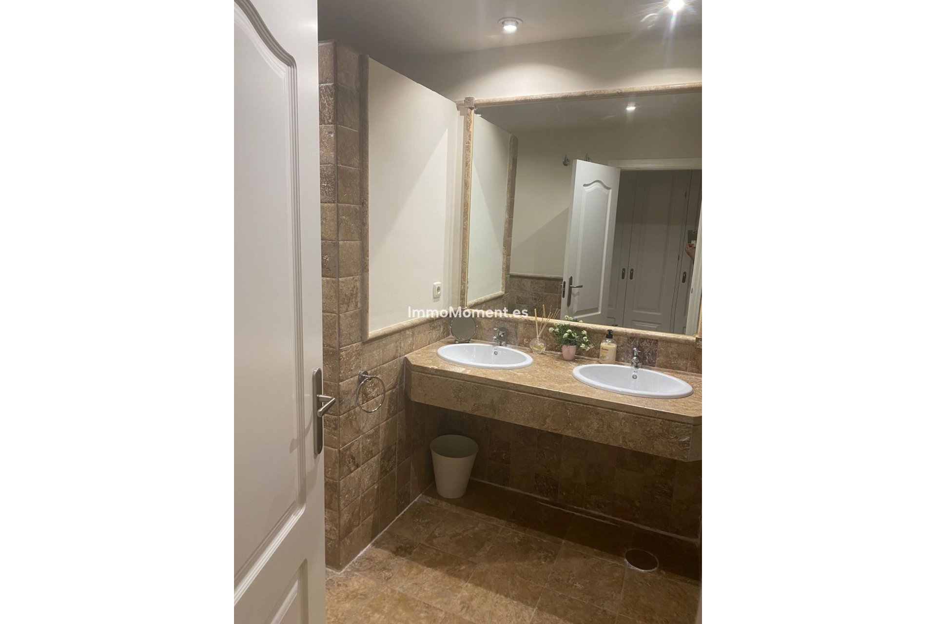 Revente - Appartement - Estepona  - Atalaya