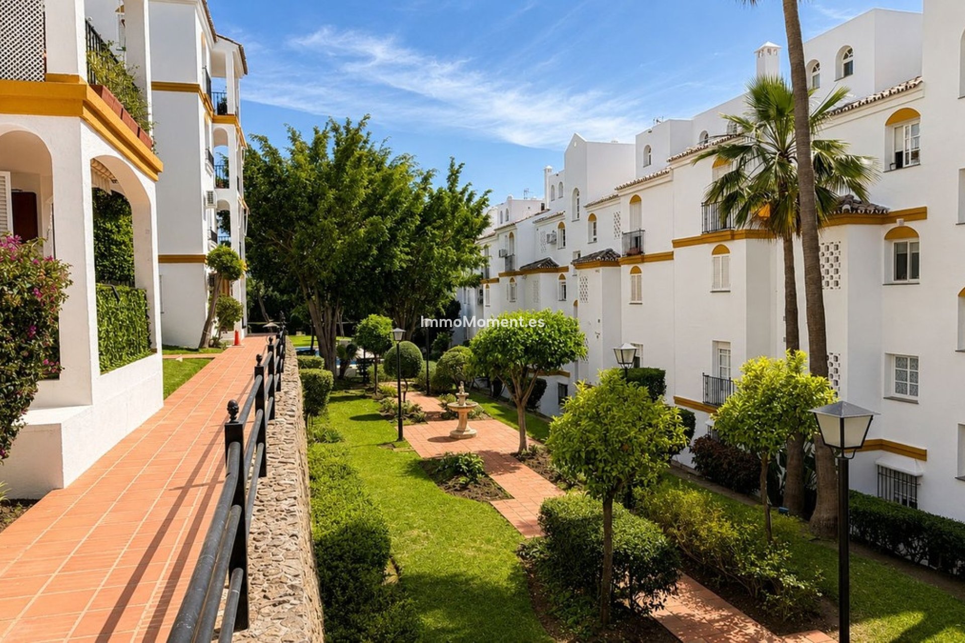 Revente - Appartement - Estepona  - Atalaya