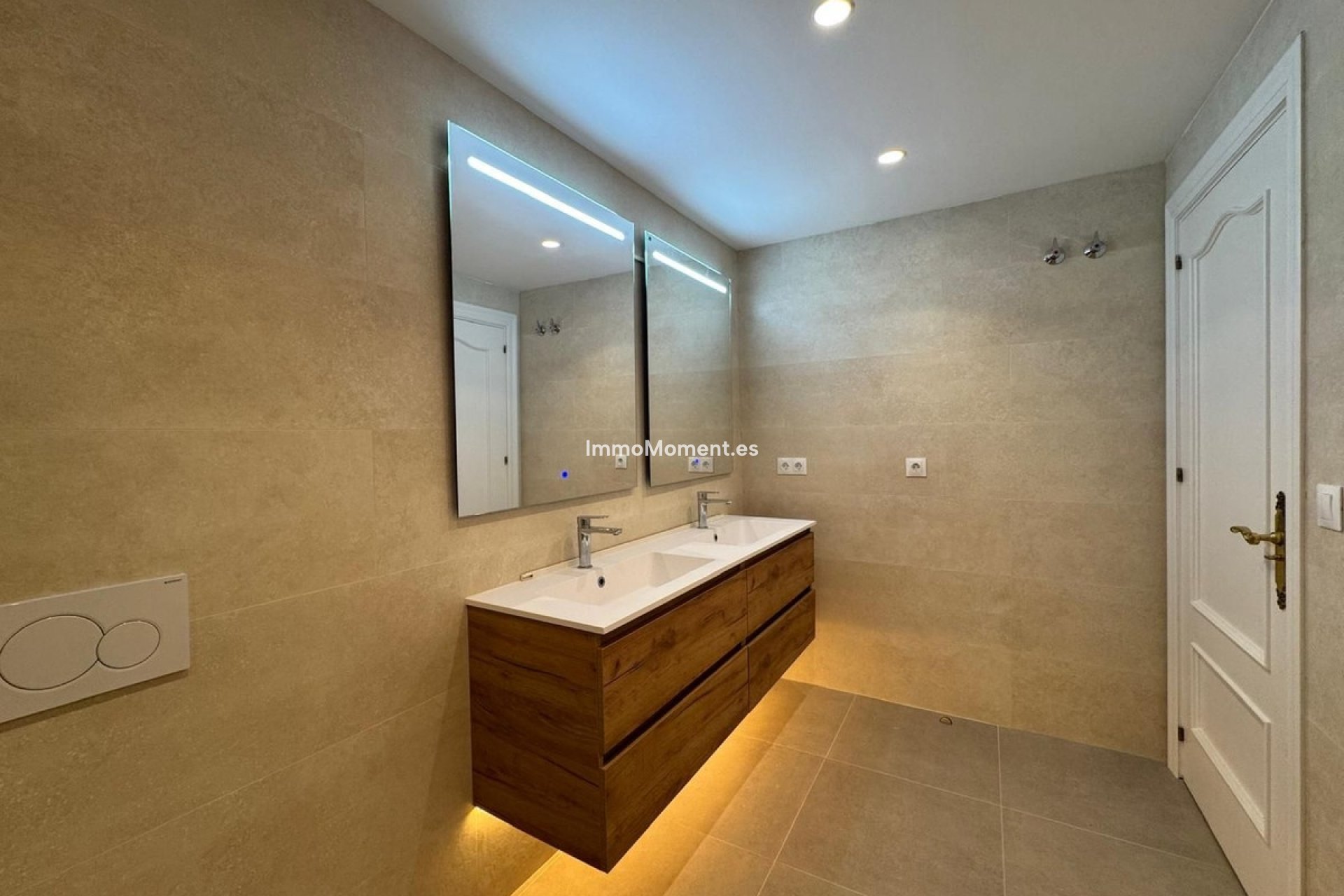 Revente - Appartement - Estepona  - Atalaya