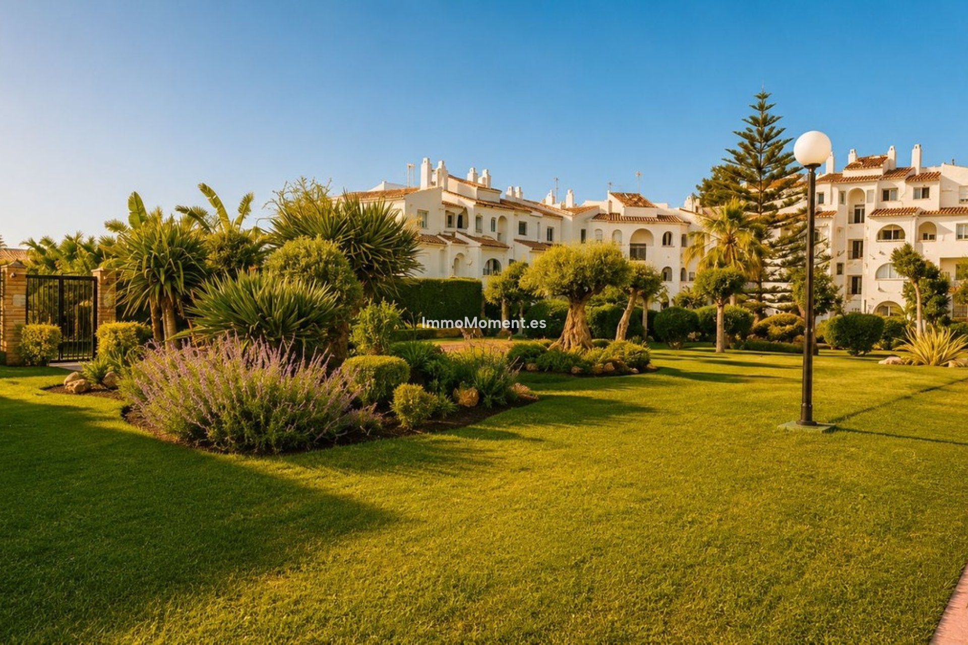 Revente - Appartement - Estepona  - Atalaya