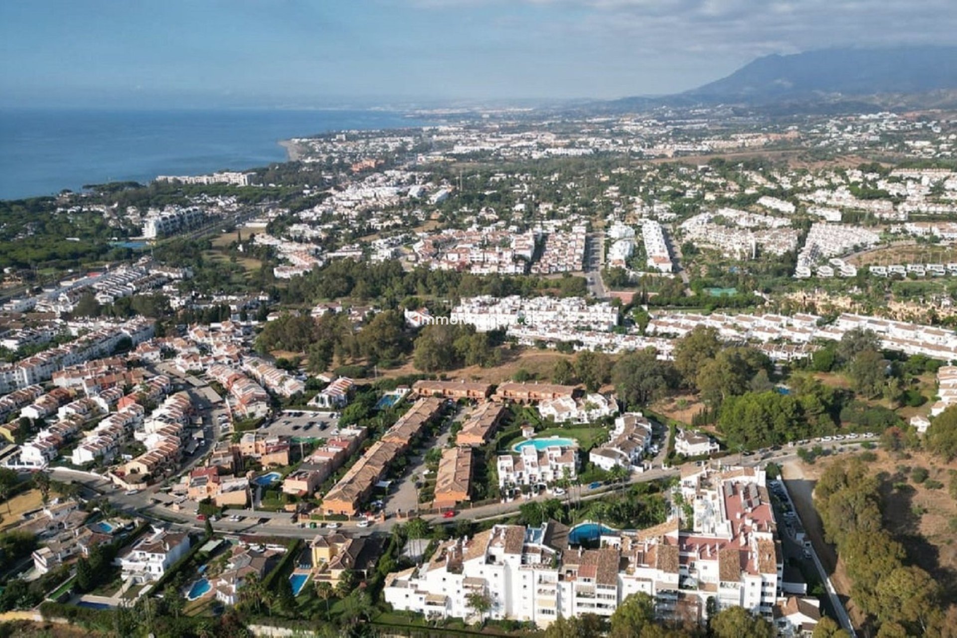 Revente - Appartement - Estepona  - Atalaya