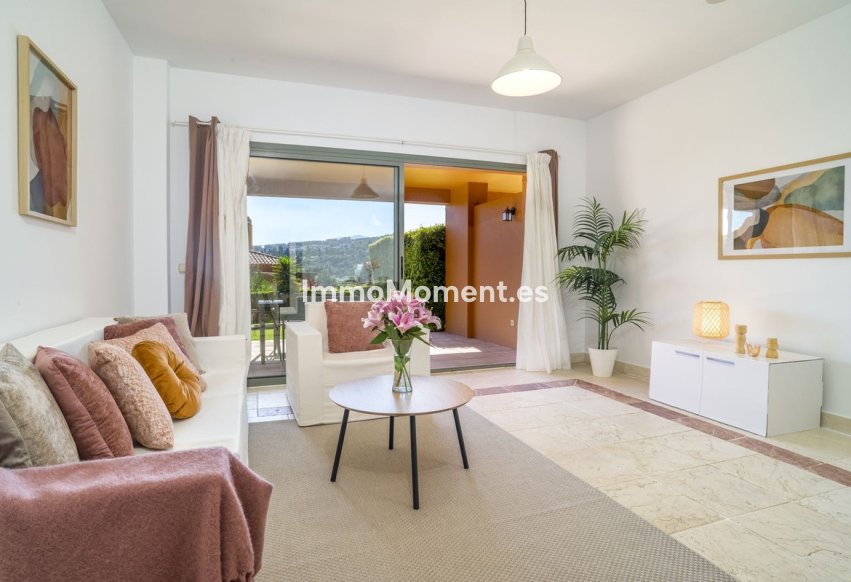 Revente - Appartement - Estepona  - Atalaya