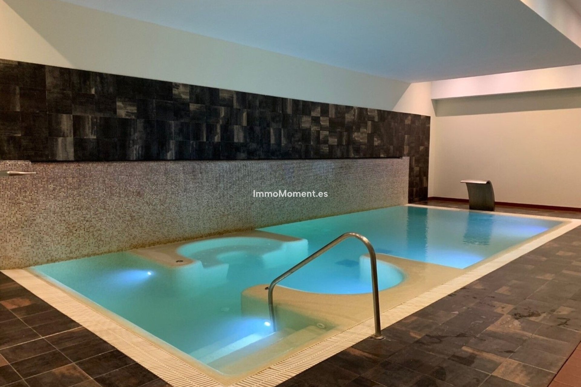 Revente - Appartement - Estepona  - Atalaya