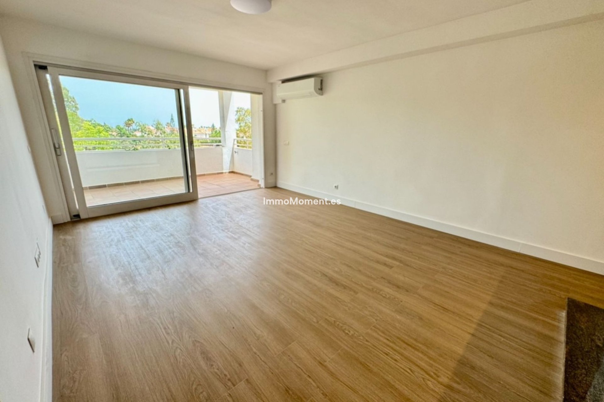 Revente - Appartement - Estepona  - Atalaya