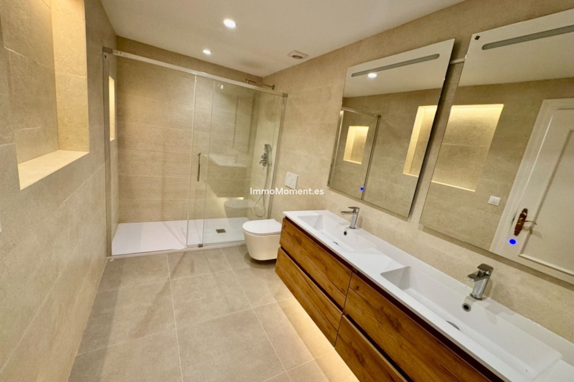 Revente - Appartement - Estepona  - Atalaya