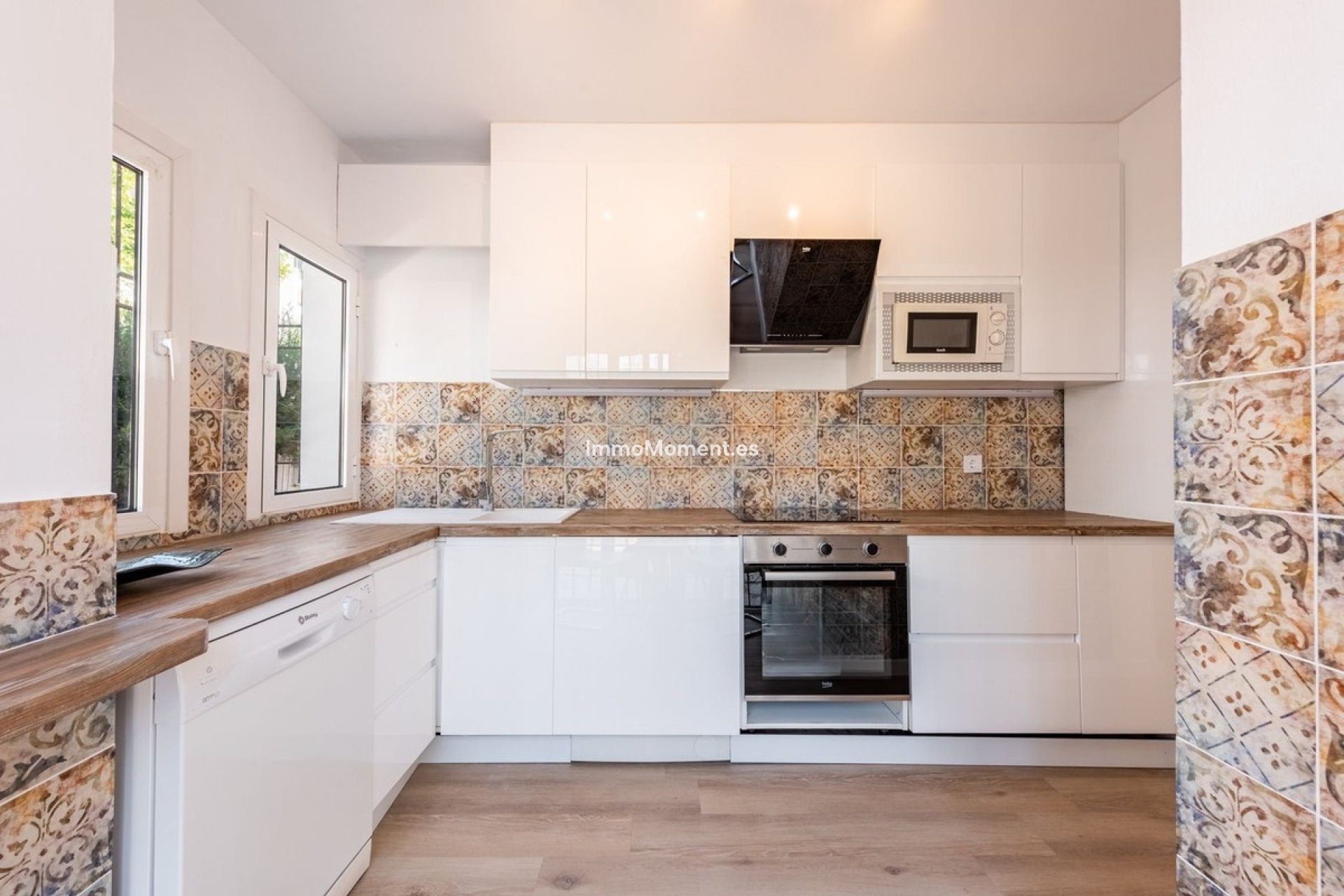 Revente - Appartement - Estepona  - Benamara